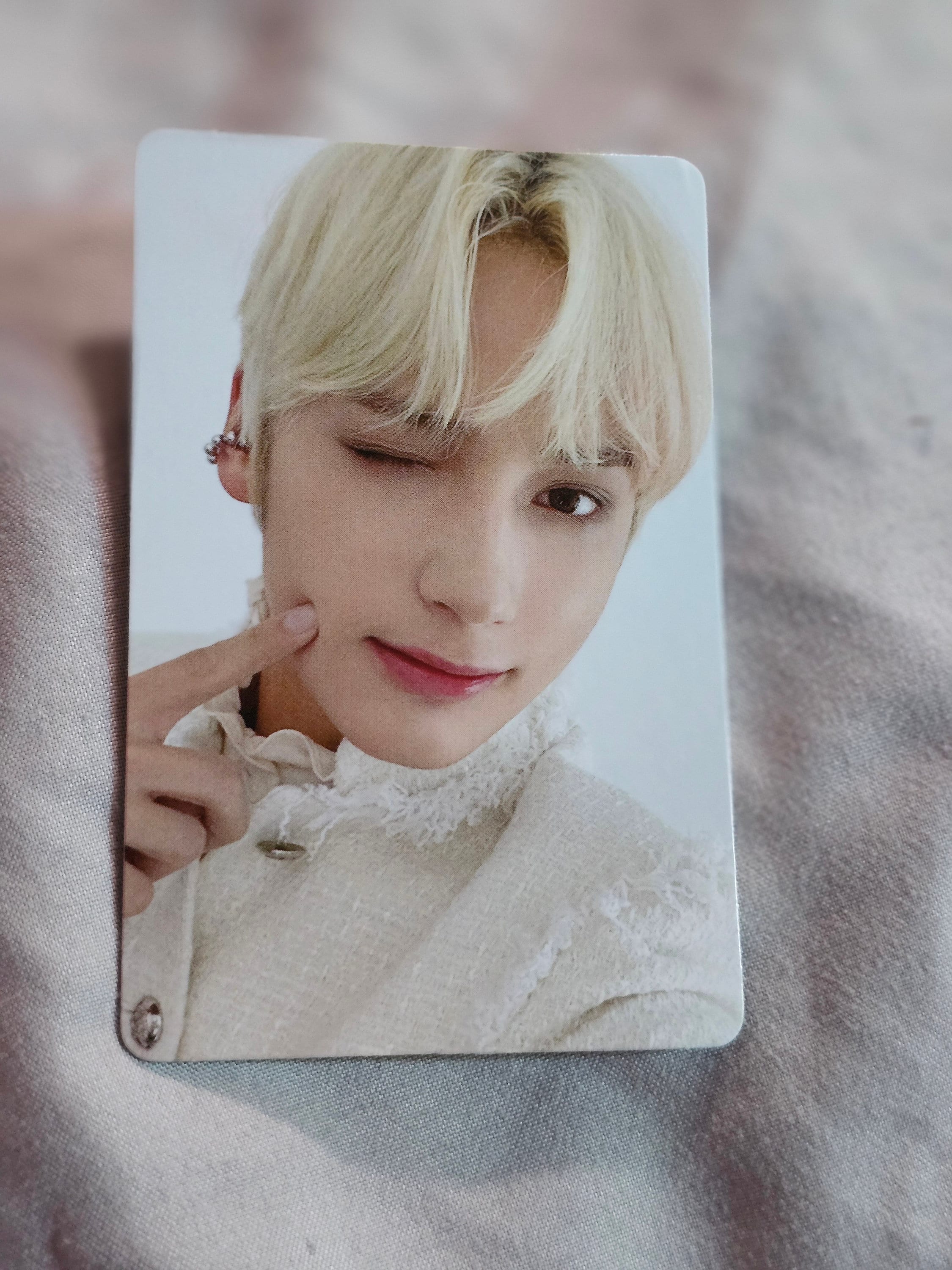 TXT fight or escape インスタントフォト チェキ TXT fight or escape インスタントフォト チェキ Amazon.com: TXT