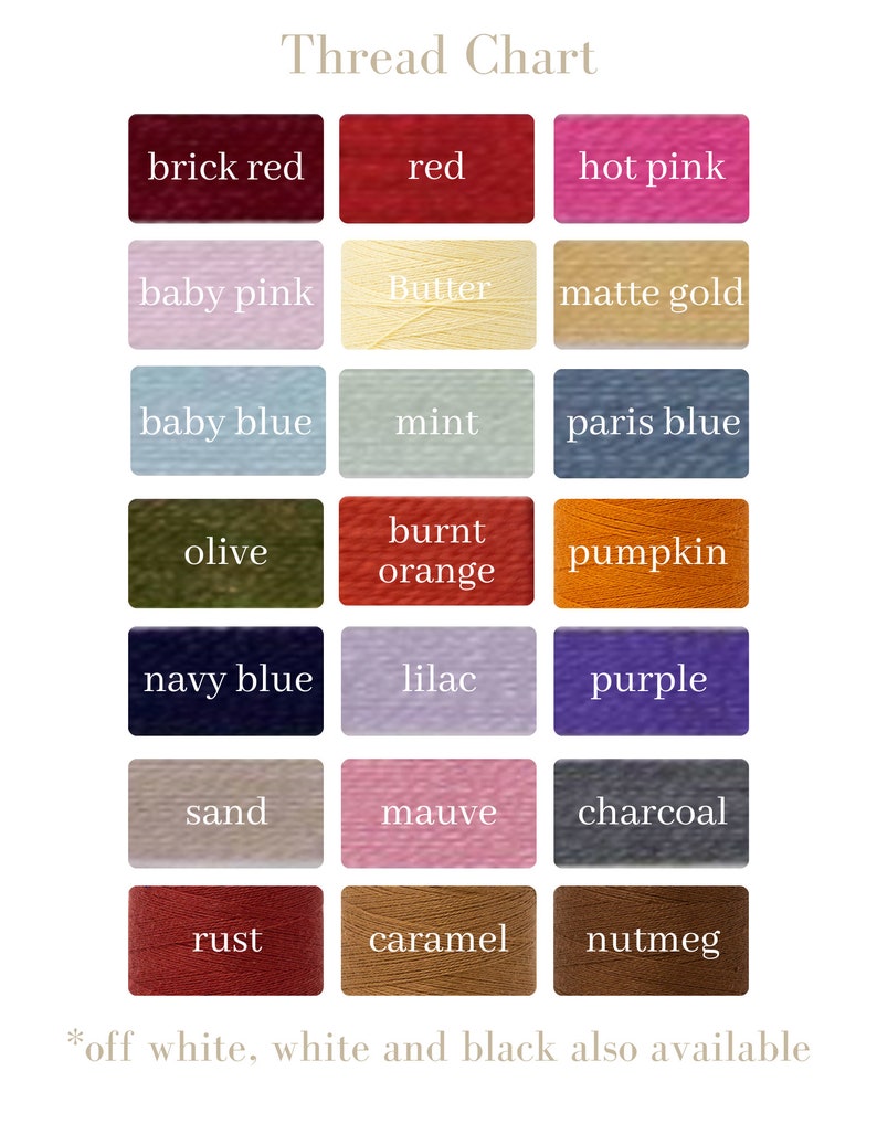 K&ouml;nnte beinhalten: Fadenkarte mit Farbmuster f&uuml;r verschiedene Farben, darunter Ziegelrot, Rot, Pink, Babyrosa, Butter, Mattgold, Babyblau, Minze, Parisblau, Oliv, Orangebraun, K&uuml;rbis, Marineblau, Lila, Lila, Sand, Mauve, Anthrazit, Rost, Karamell und Muskatnuss. Der Text *off white, white and black also available* befindet sich am unteren Rand der Karte.