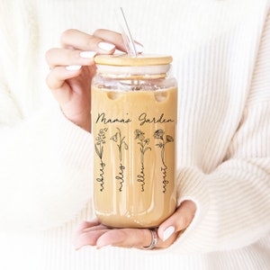 Personalized Mama&#39;s Garden Birth Flower Name Tumbler, Mama Mug, Custom Flower Tumbler, Est. 2024, Pregnancy Announcement, Grandma&#39;s Garden