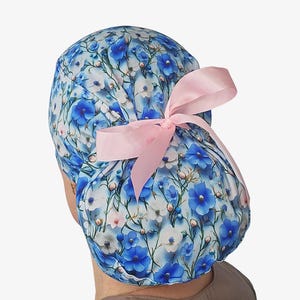 Tiny flowers scrub caps for women, floral surgical cap, ponytail scrub hats with buttons