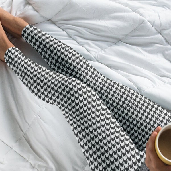 Black and White Houndstooth Leggings for Women, Houndstooth Yoga Pants, Womens Outfit, Gift for Her, Gift for Teacher, Fun Soft Leggins