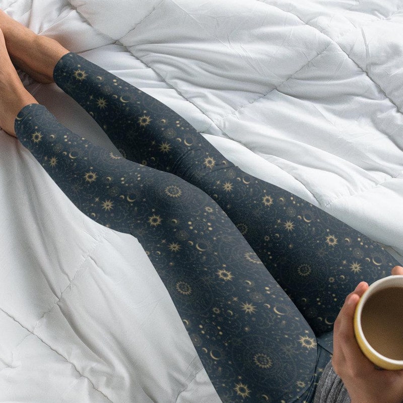 Celestial Pattern Print Women Leggings