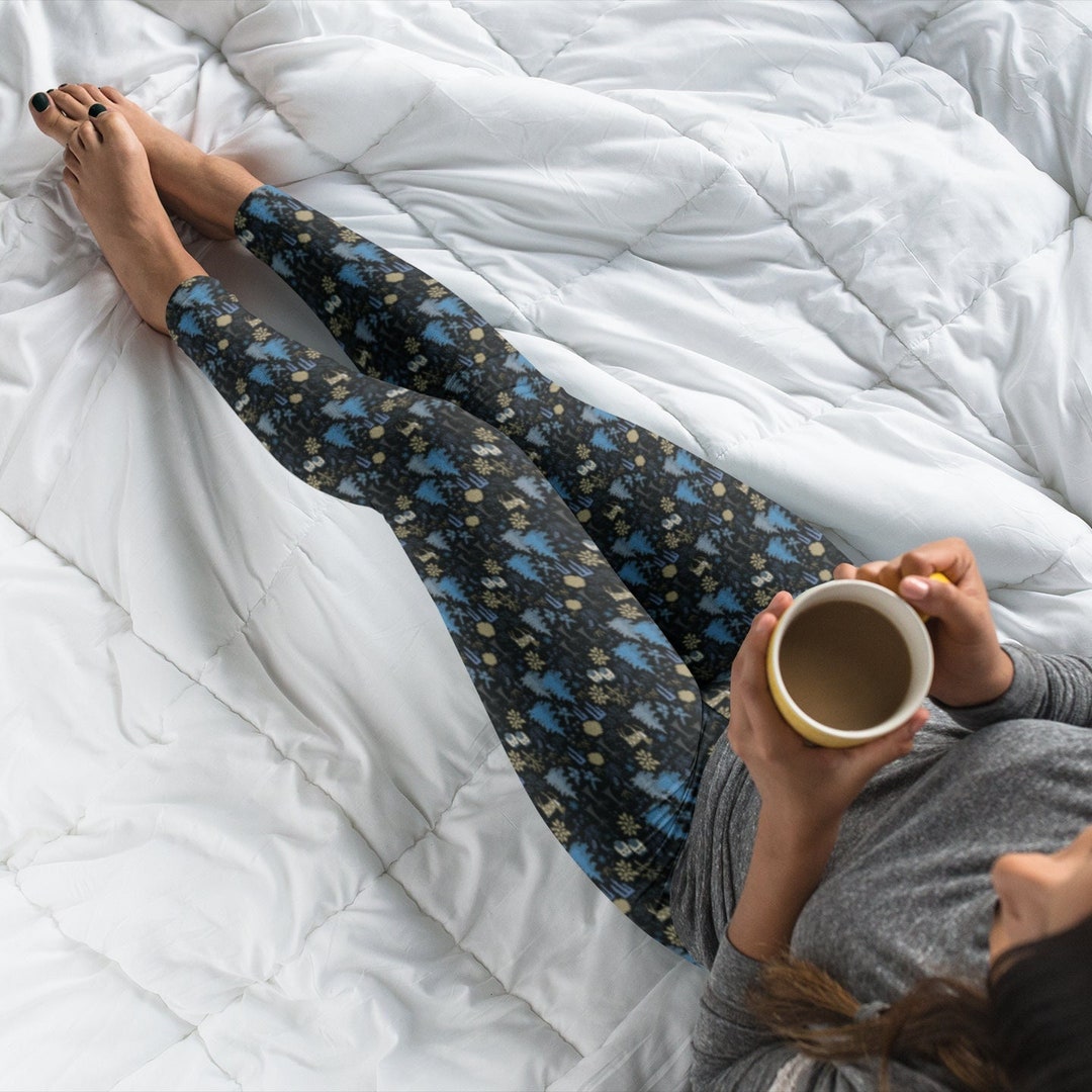 Winter Wonderland Christmas Leggings for Women, Holiday Yoga Pants