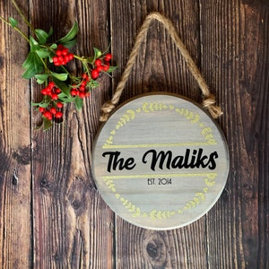 Personalized Round Handmade Door Hanger Sign 8&quot; Diameter