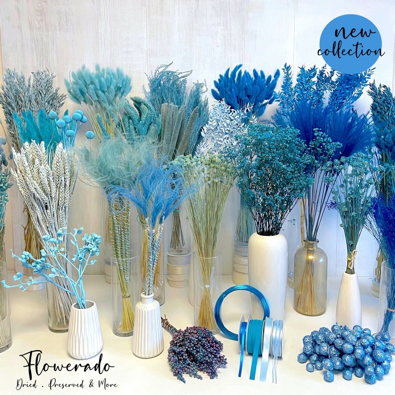 Trockenblumen blau hellblaue Blumen Trockenblumenstrauß Deko blau Tischdeko Taufe Hochzeitsdeko Adventskranz Hortensien Flachs Weizen Hafer Bild 1