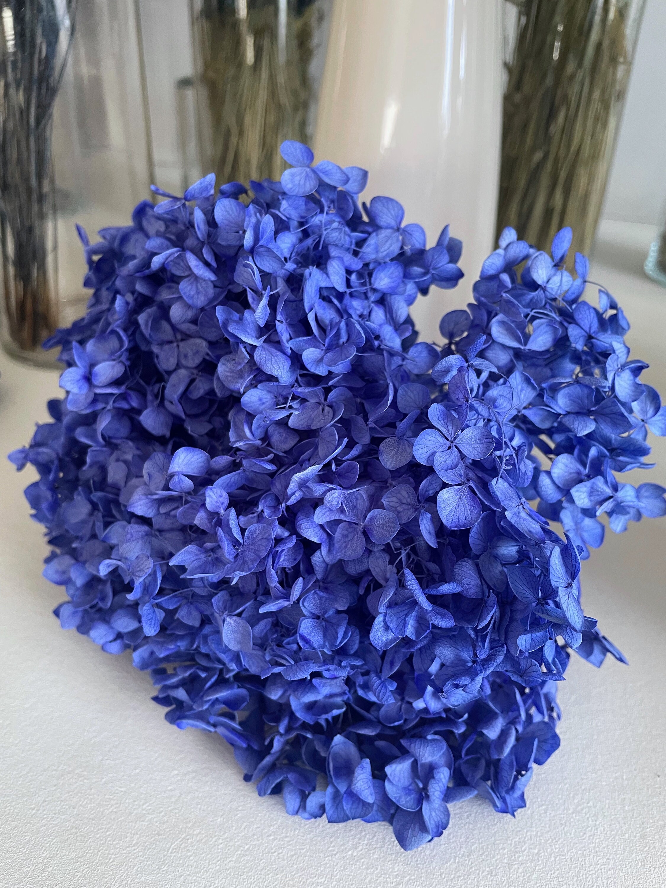 Blaue Trockenblumen Trockenblumenstrauß Blumen Blau Deko Dunkelblau Tischdeko Hochzeitsdeko Adventskranz Hortensien Broom Nigella Pampasgras