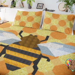 Honey Bee Quilt Pattern: Animal Garden Design (PDF Pattern)