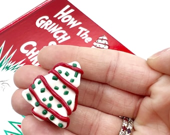 Christmas Tree Cake Dessert Magnets, Fridge Kitchen Decor, Polymer Clay Sculpted Art, Gift for Foodie, Nostalgic 90s Novelty Gift for Friend