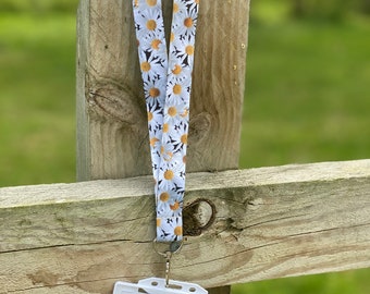 Spring Daisy 20m Lanyard + safety Breakaway & white horizontal card holder