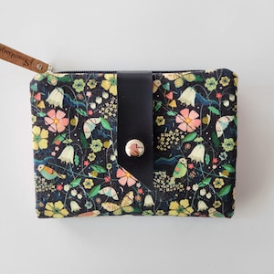 Medium Eco-Friendly Fabric Wallet with Floral Print, 6 Card Holders, Exterior Pocket, Eco Zip Pouch, Handmade
