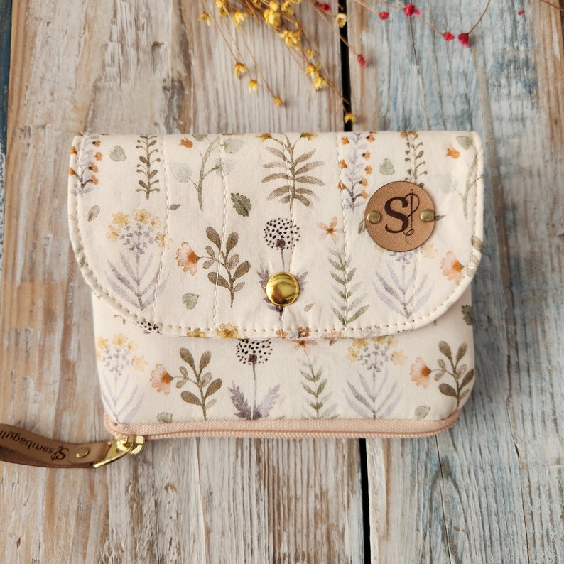 Alana Portemonnaie, Blumenbedrucktes Stoffportemonnaie, Clutch Portemonnaie, Mädchen Portemonnaie, Kartenhalter, Geschenk für Mama, Geschenk für Frauen Marfil 3