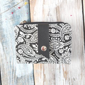 Sustainable cotton fabric wallet, medium wallet, eco-friendly gift for women