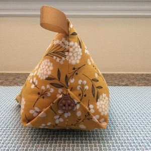 MEDIUM Mustard yellow w/white flowers Kindle/E Reader/Tablet/Smartphone/Pillow/Cushion/Bean Bag/Stand/Gadget/handmade w/love tag+loop