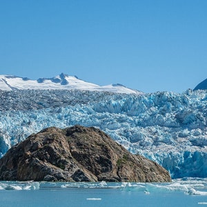 Sawyer Glacier Southeast Alaska Fabric Panel - MISC-023, Size 34" x 16", Quality Quilting Cotton