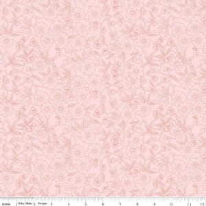 Puede incluir: Una tela rosa claro con un patrón floral repetido. El diseño presenta delicadas flores, hojas y vides en un tono más claro de rosa, creando un efecto sutil y texturizado. La tela se mide en centímetros.