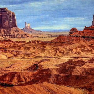 Quilt Panel, Classic Monument Valley, Quality Quilting Fabric, Art Quilt Panels, Patterns/Kits and yardage based on photography and original designs.
Our panels are unlike any you’ll see anywhere else.