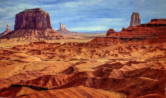 Classic Monument Valley Quilt Panel, Panel Size is 28” X 16" SAZ-005, Southwest Quilting Fabric