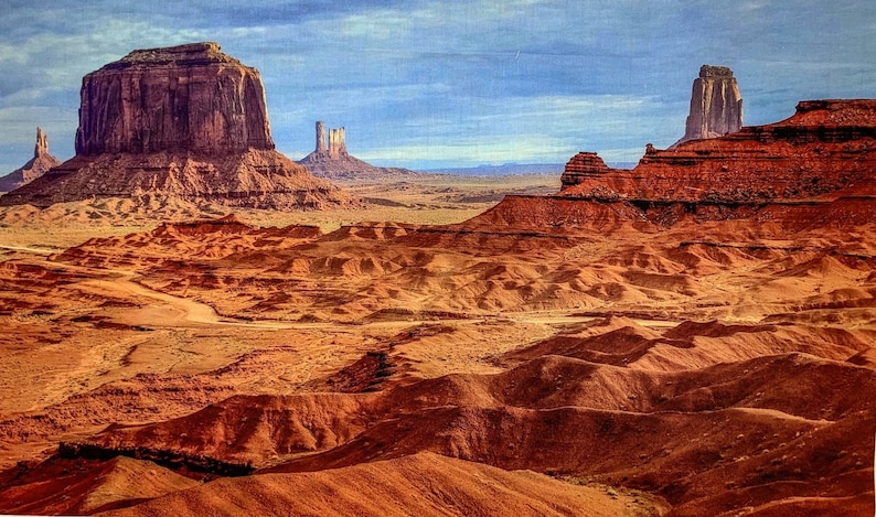 Quilt Panel, Classic Monument Valley, Quality Quilting Fabric, Art Quilt Panels, Patterns/Kits and yardage based on photography and original designs.
Our panels are unlike any you’ll see anywhere else.