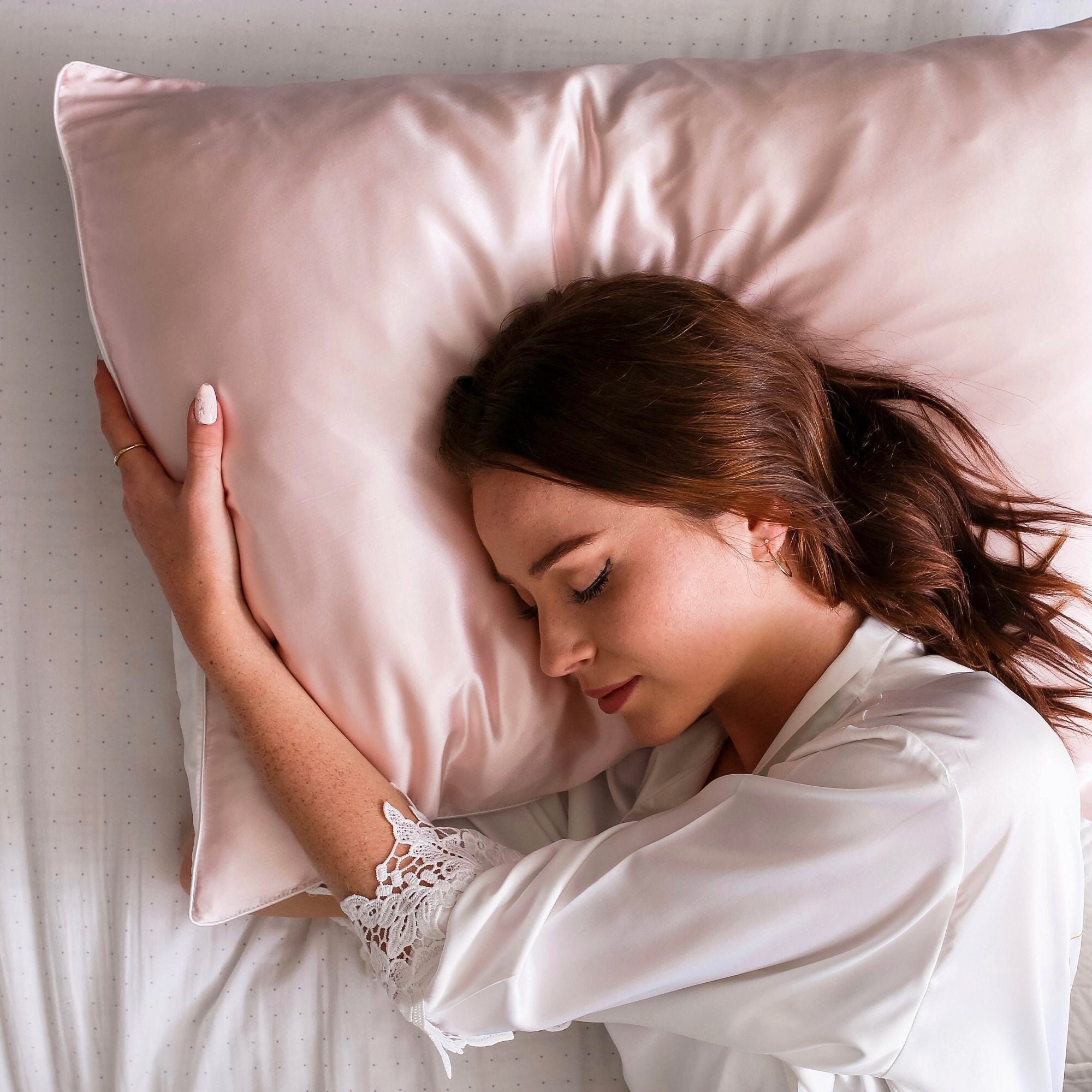 Sleep Wrinkle Pillow 