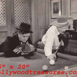 Impression photo WC Fields jouant au billard (16 x 20)