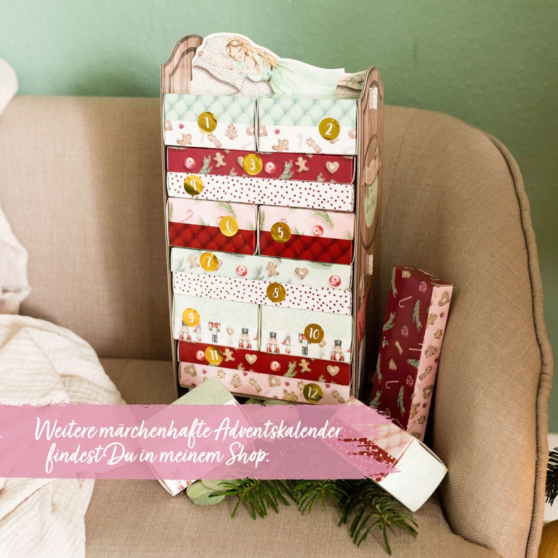 Ein weiterer märchenhafter Adventskalender ist das Modell "Prinzessin auf der Erbse". 24 süße Matratzen-Schachteln machen diesen Adventskalender besonders originell. Das Bett läßt sich kinderleicht zusammenbauten, ohne Kleber.