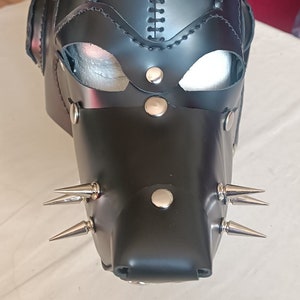 Dog mask in real leather