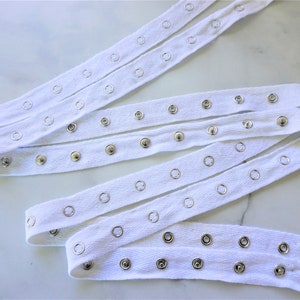 Snap Tape 3/4&quot; Cotton Twill Tape White, Black or Natural Beige | Silver Metal Snaps Spaced 1&quot; Apart | By the Yard | 12 Ligne Snap Fasteners