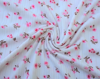 Tejido de punto acanalado blanco con estampado floral rosa / 60 pulgadas de ancho / Mezcla de poliéster y elastano / Media yarda o 1 yarda