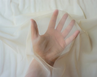 Netzstoff Mesh Beige | 60 cm Breite | 2-Wege-Stretch Nylon Elasthan | Halber Hof oder 1 Hof | Mehrere Farben erhältlich