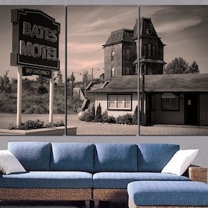 Bates Motel Canvas Wall Art / Horror Poster Framed Alfred Hitchcock Psycho Print 3 Panel