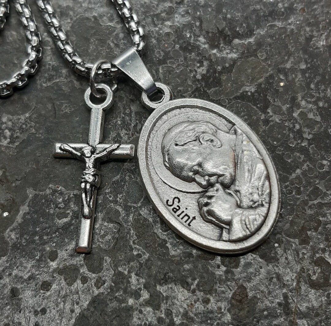 St John Paul II | Silver Oxide Medal on Stainless Steel Chain With ...