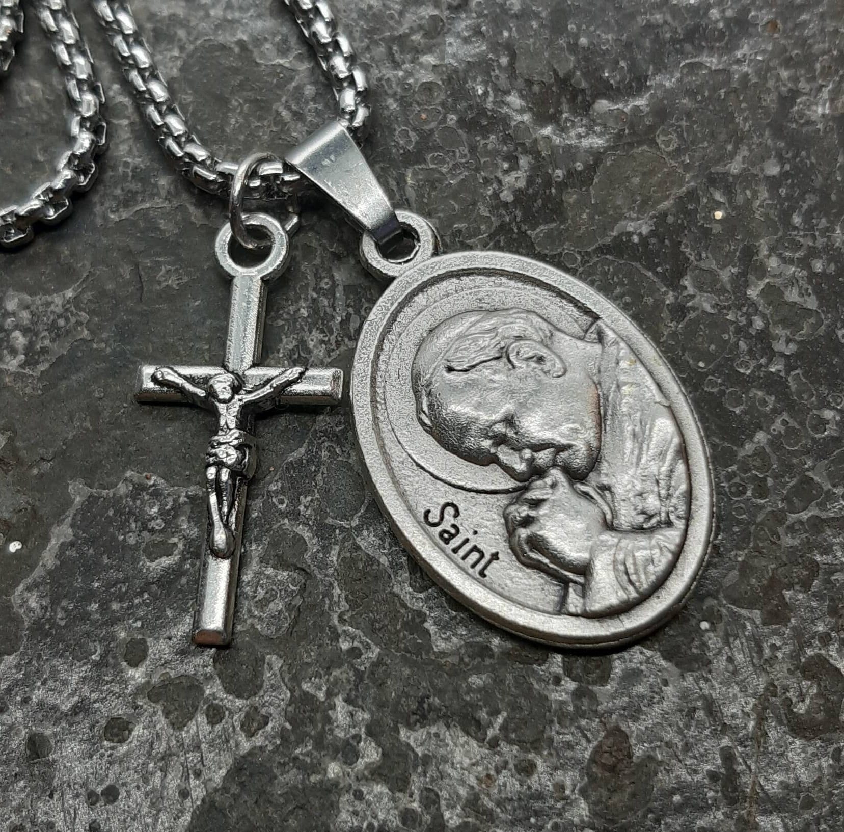 St John Paul II | Silver Oxide Medal on Stainless Steel Chain With ...