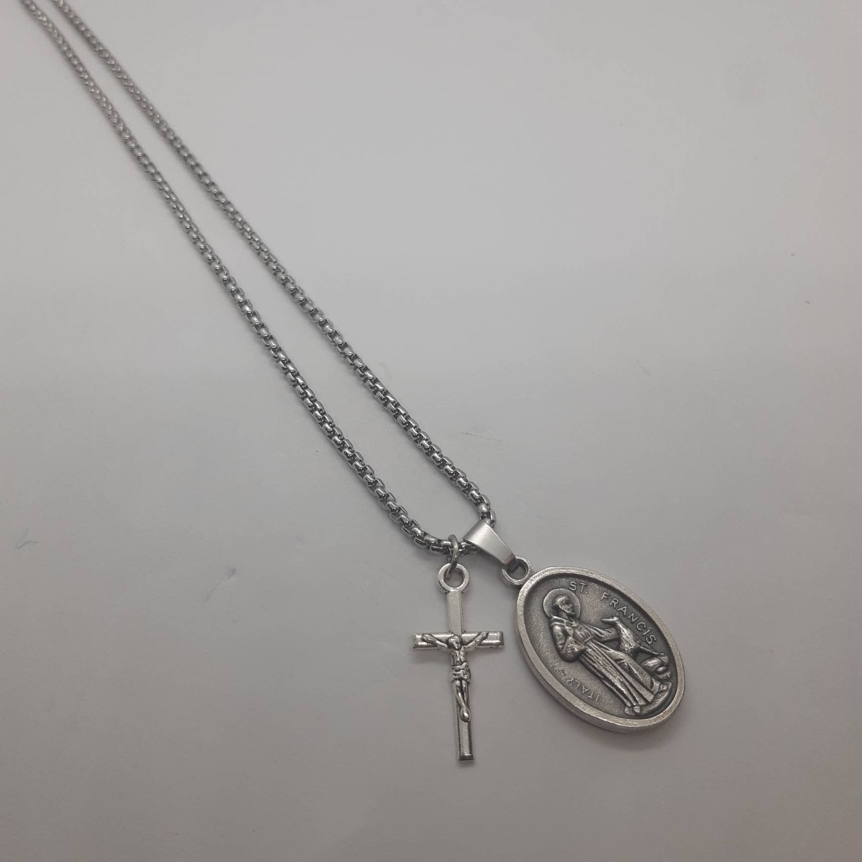 St Francis of Assisi Necklace. Stainless Steel Box Chain With Saint ...