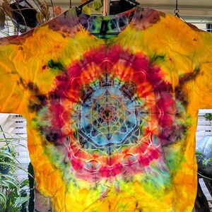 XL eisgefärbtes Mandala