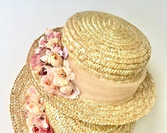 Canotier FLEURS ET TULE ROSE - Chapeau canotier fleurs - Chapeau de paille Fleurs sauvages