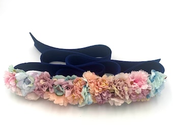 Cinturón de terciopelo flores tonos pastel - Velvet belt with flowers in pastel tones - Ceinture en velours avec fleurs aux tons pastel