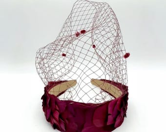 Burgundy feather headband - Coiffe bandeau serre tête plumes bordeaux - HEADBAND FASCINATOR BURGUNDY feathers