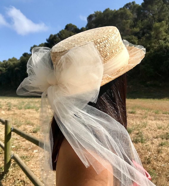 White Veil Straw Hat Handmade Straw Boater Hat With Tulle Veil: Vintage Wide Brim  main image 3