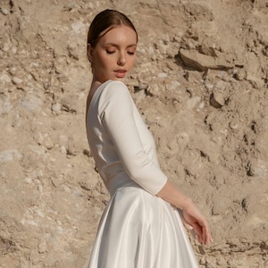 Chic wedding top with long sleeves, Simple bridal top with V-back, casual winter wedding dress separates, Registry office - Nandina Top