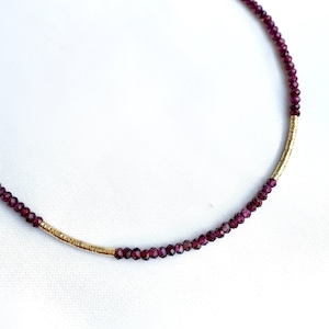 DAMIA / Granat-Halskette - Geschenk - Schmuck - Surf - Heishi - feine Steine - Lithotherapie - Weihnachten