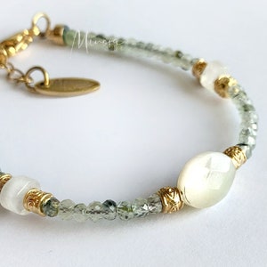 KIMI Bracelet in green garnet, moonstone and mother-of-pearl - Boho chic - Women - Gift - Lithotherapy - semi-precious stones