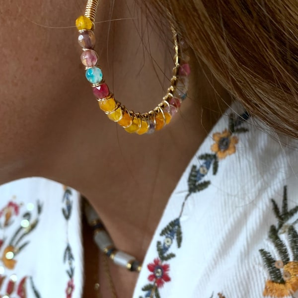 GISELE / Créoles avec pierres d'agate teintées- Boucles d'oreilles - Cadeau - Femme - Bohème - bijoux