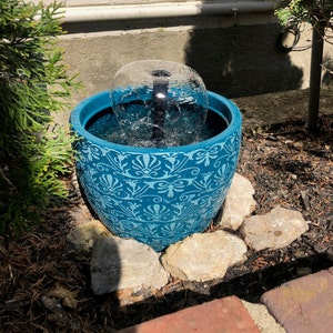 Outdoor/Indoor Ceramic Style Garden Fountain - Pot and Pump in Arcadian Blue, for relaxation and tranquility