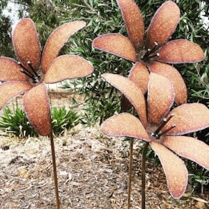 Metal Tiger Lily Flower