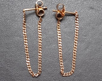 A 9ct gold pair of chain link earrings