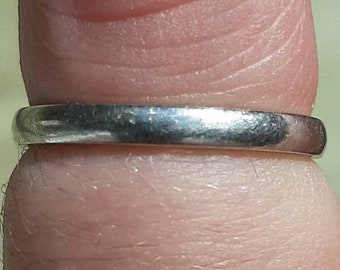 A vintage Platinum wedding ring