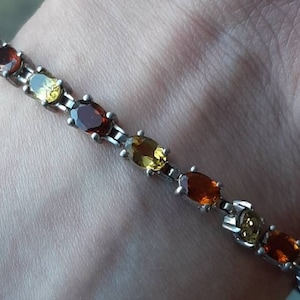 Ein Vintage Silber mehrfarbiges Turmalin Armband