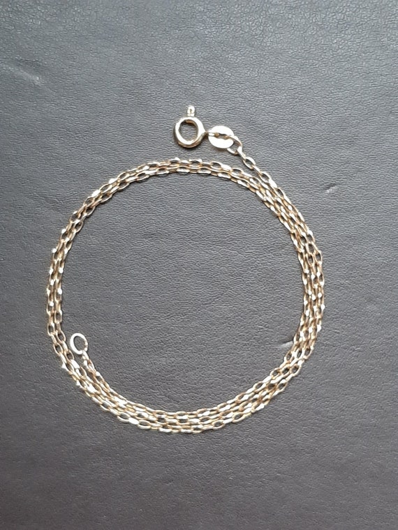 A vintage 16 inch 9ct gold belcher chain - image 1