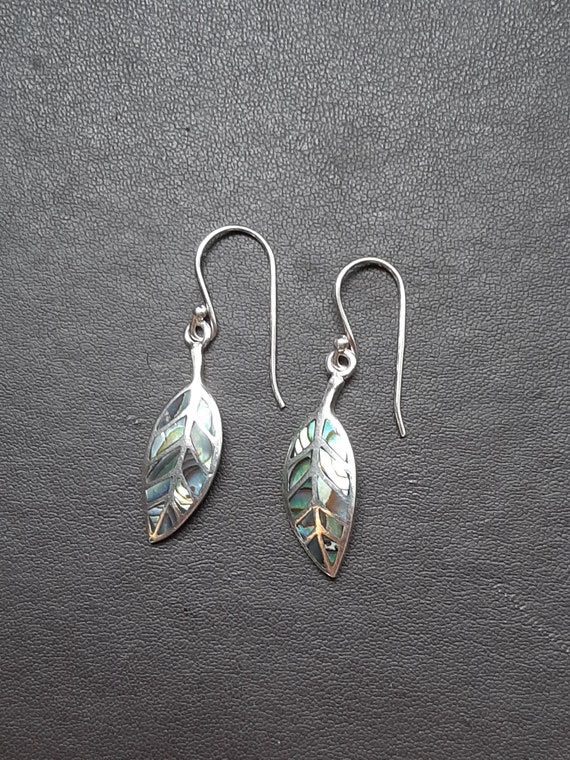 A vintage pair of silver abalone shell leaf drop … - image 9