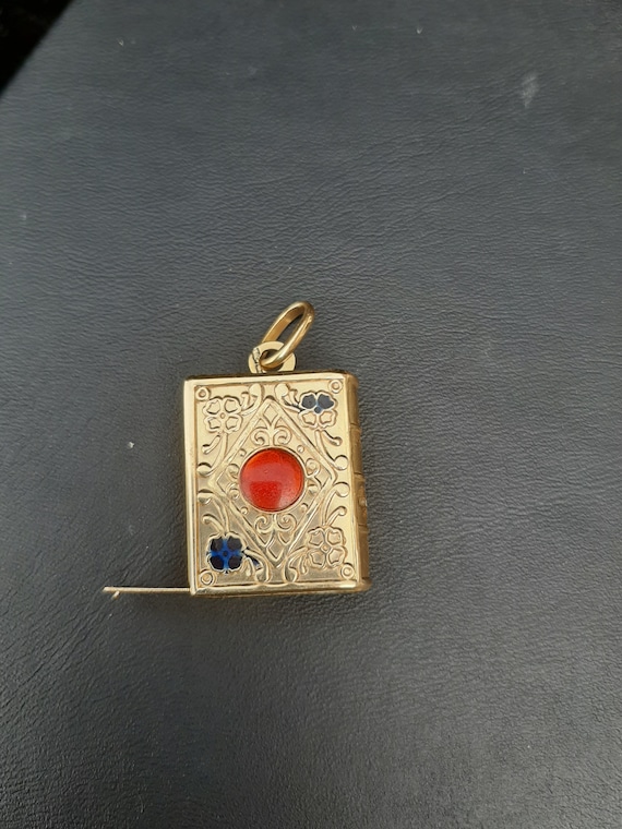 18ct Gold Islamic Quran